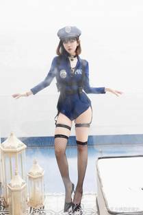 演员林若溪照片